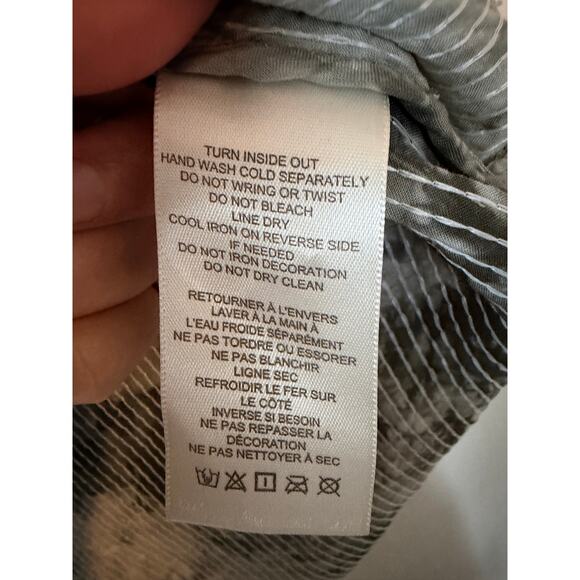 Anthropologie Pilcro Silver and Gray Sequin Button Up Blouse Shirt Sz Large NEW - Picture 12 of 14